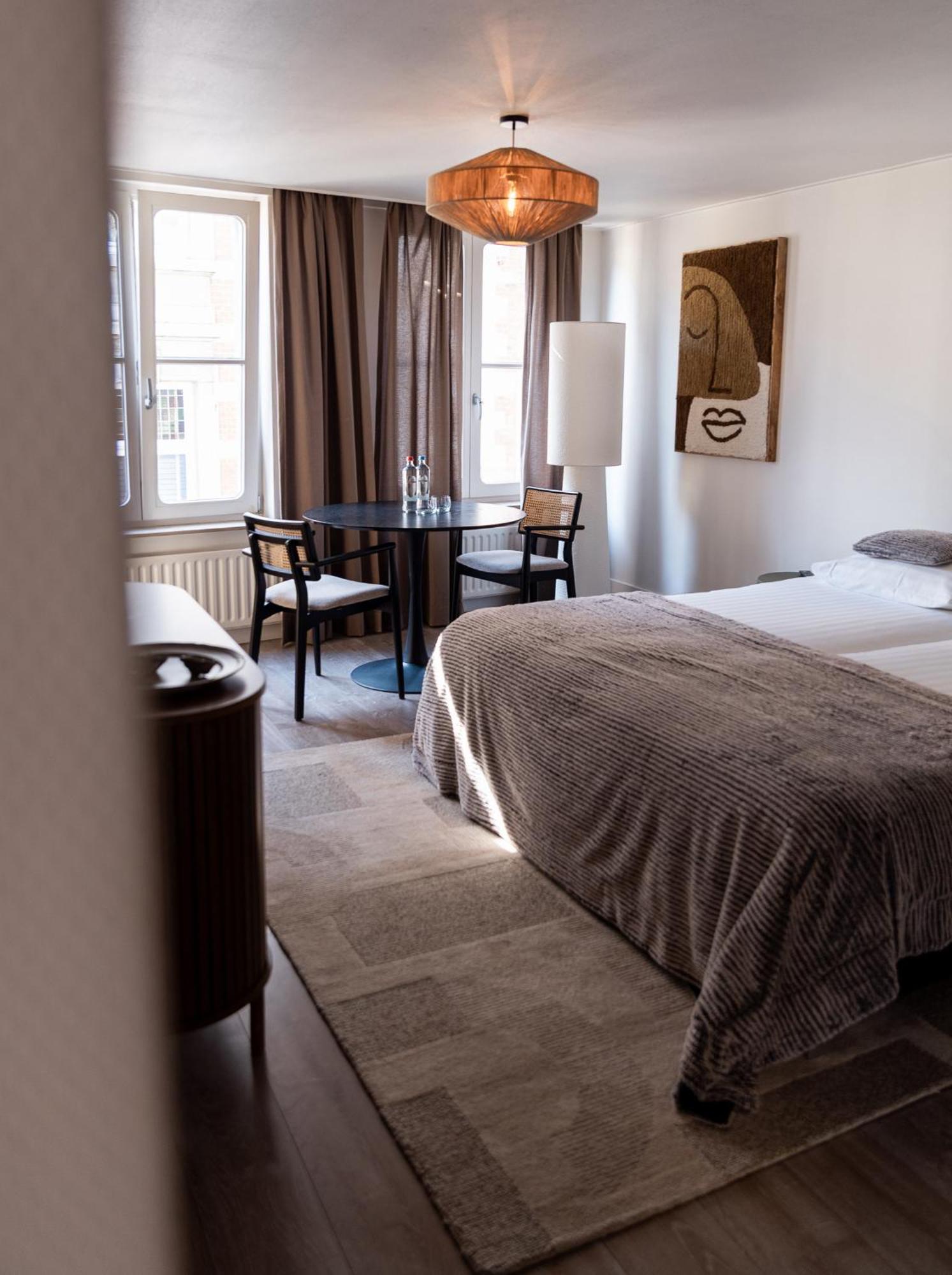 Le Virage Bistro En Hotel Maastricht Eksteriør bilde